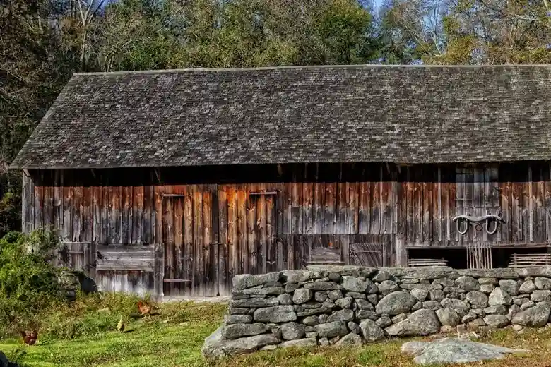 Menghadirkan Nuansa Rustik Gaya Desain Rumah Pedesaan yang Memikat 48 48 pasirpengaraiandotcom